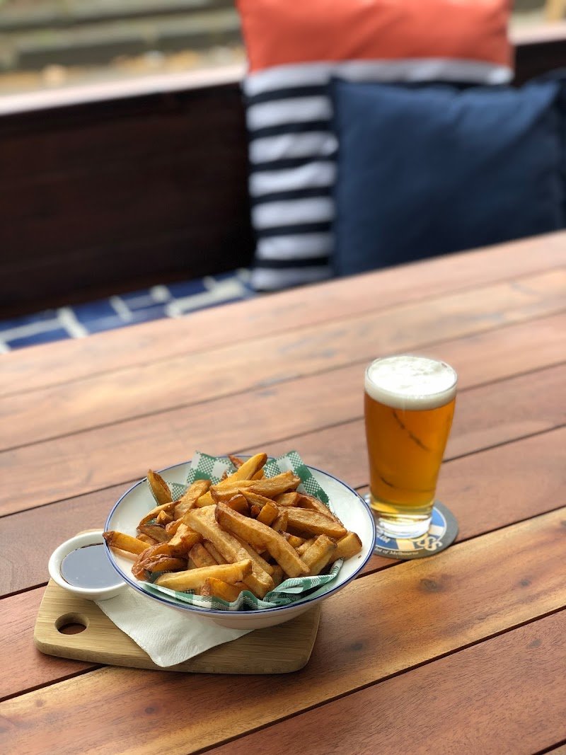 The Cross - St Kilda photo 9