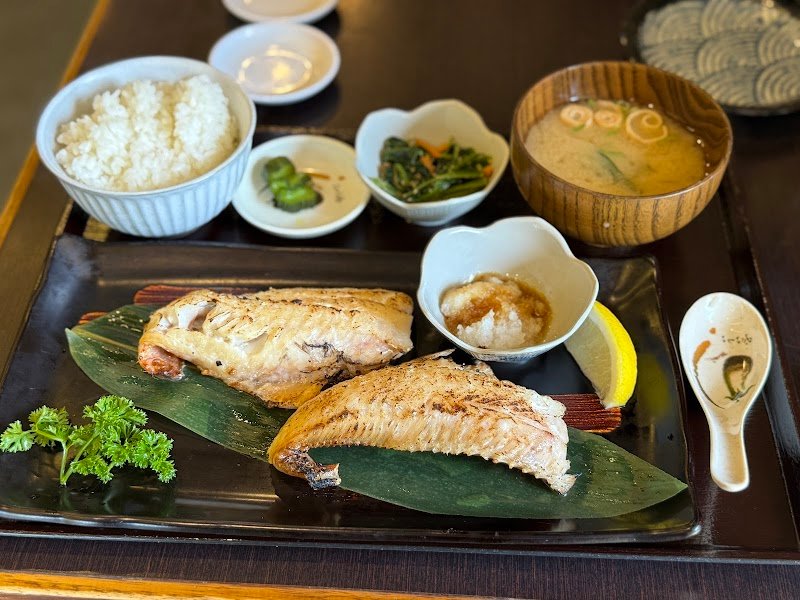 Takumi ๅ Sushi Bar photo 6