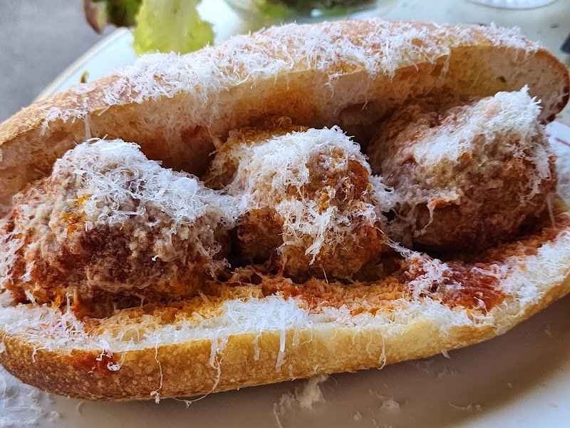 Continental Deli Bar Bistro photo 9